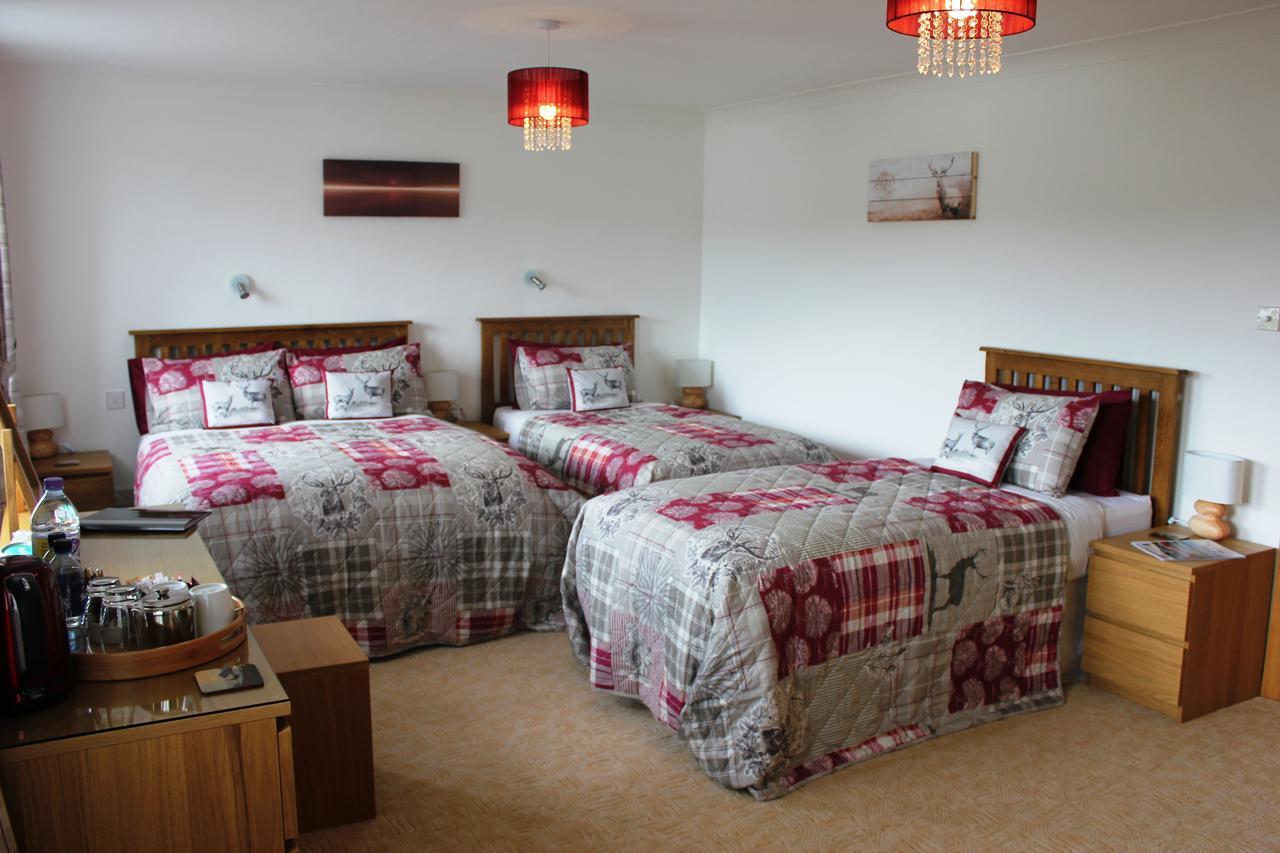 Overscaig Oak Lodge Bed And Breakfast מראה חיצוני תמונה